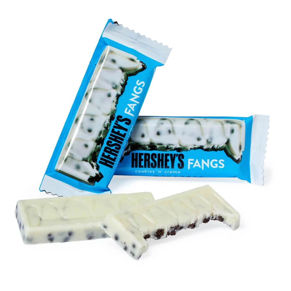 Hershey's Cookies N Creme Fangs: 20-Piece Bag 3 Hershey's Cookies N Creme Fangs: 20-Piece Bag