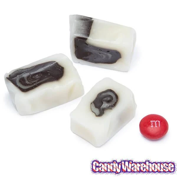 Licorice Mint Swirl Caramel Cubes: 2KG Bag 5 Licorice Mint Swirl Caramel Cubes: 2KG Bag - Image 3
