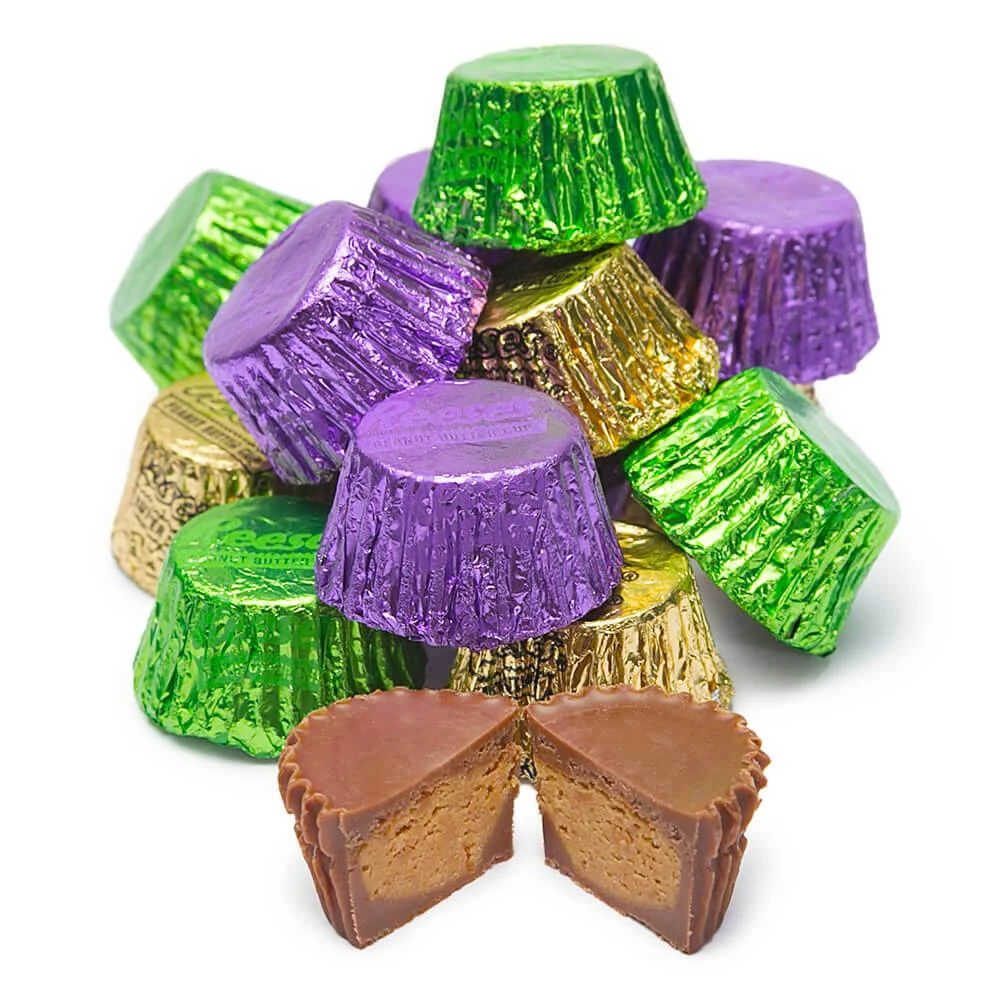 Reese's Peanut Butter Cups Color Combo - Purple, Green And Gold: 600-Piece Box 3 Reese's Peanut Butter Cups Color Combo - Purple, Green And Gold: 600-Piece Box