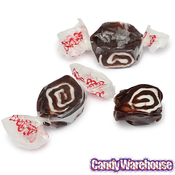 Salt Water Taffy - Black Licorice Swirl: 2.5LB Bag 5 Salt Water Taffy - Black Licorice Swirl: 2.5LB Bag - Image 3